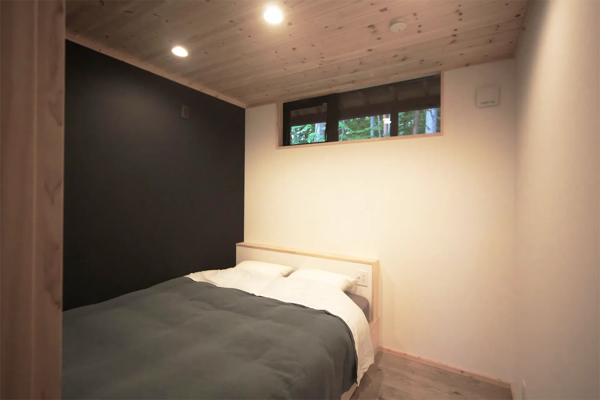 amenity-bedroom-1f