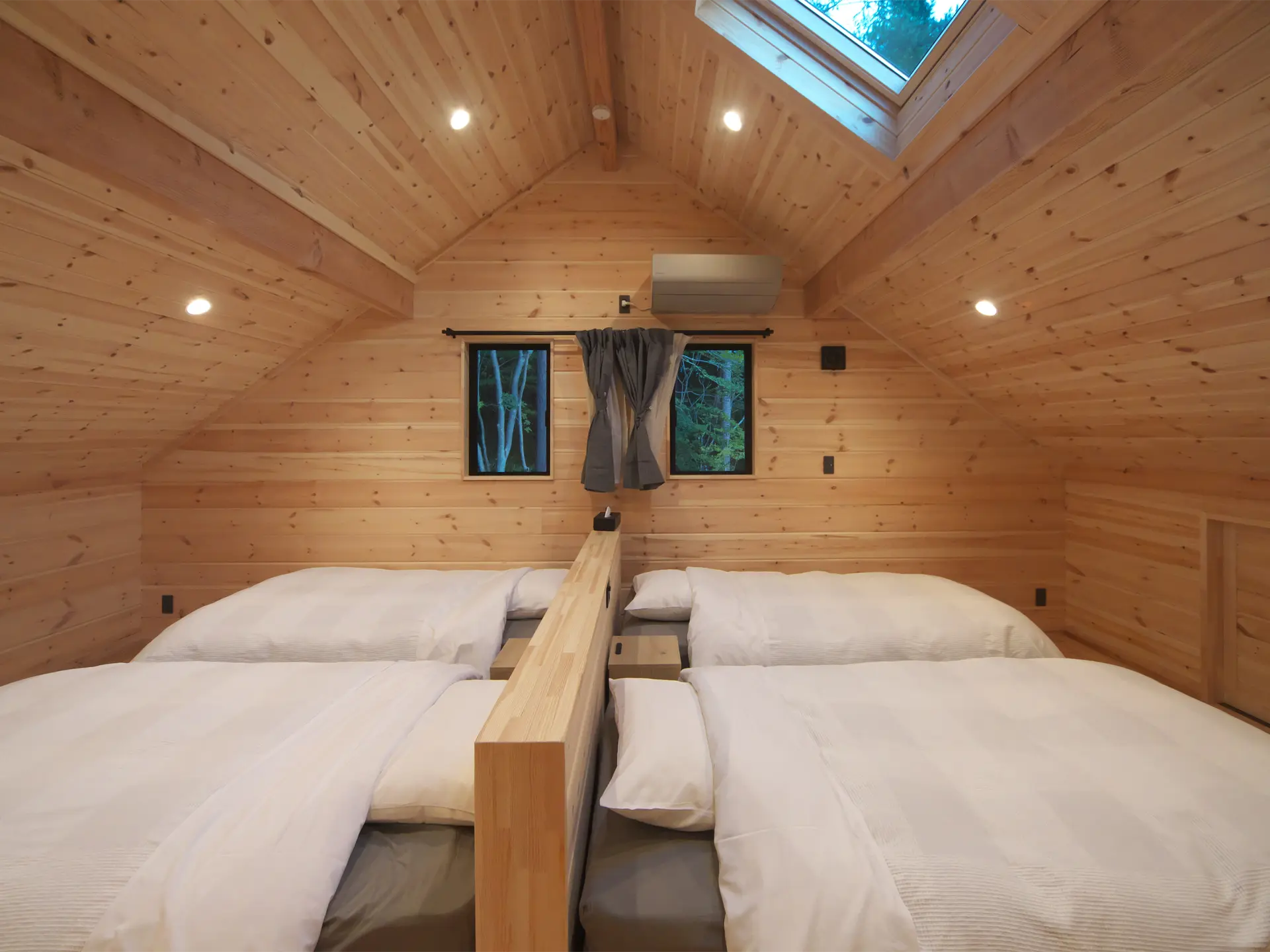 クーサモ棟 2階寝室